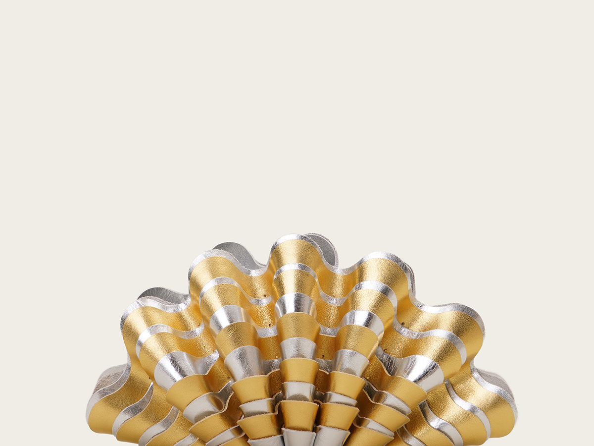 VANINA Sables Mouvant Clutch clutch-sables mouvant_silver and gold leather_