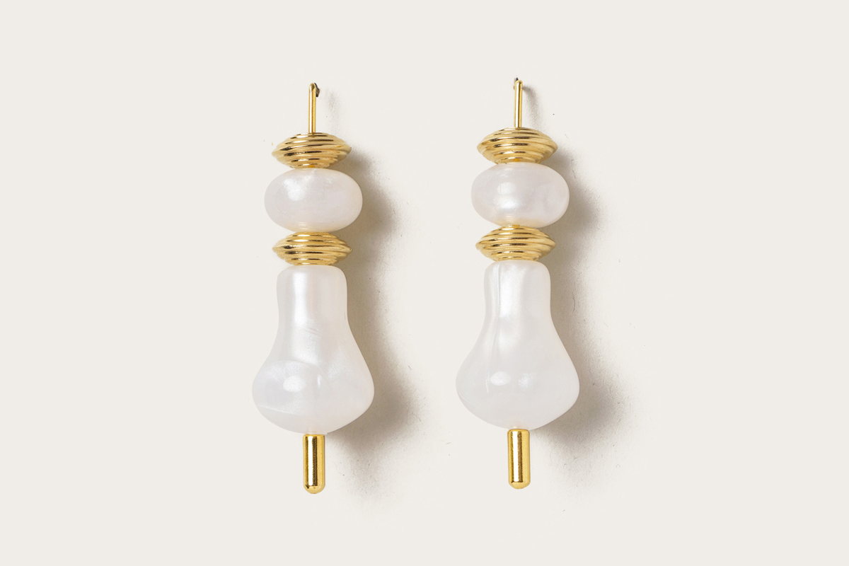 VANINA Holiday Earrings e-holidays-4_white pear and gold_