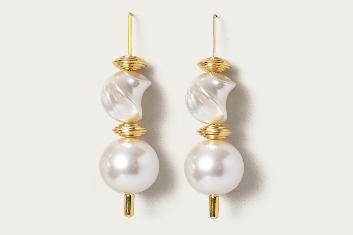 VANINA Holiday Earrings e-holidays-4_pearl twist and gold_